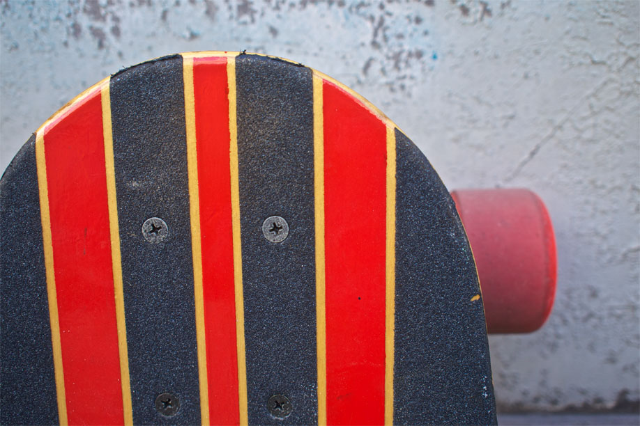 Detail of the top of the longboard.